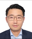 张堃