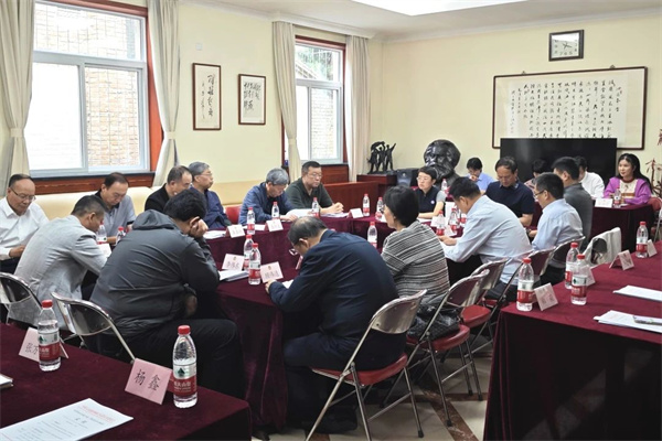 弘扬见义勇为精神 壮大向上向善正能量——市政协召开调研协商情况通报会.jpg