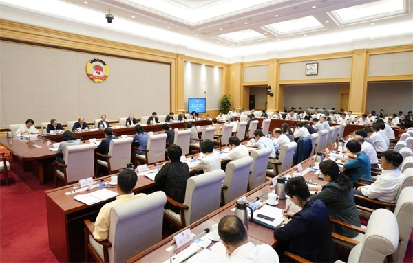 共绘首都生态空间的“立体画卷”——北京市政协和市委统战部聚焦促进绿化彩化美化生态空间建设联合协商议政.jpg