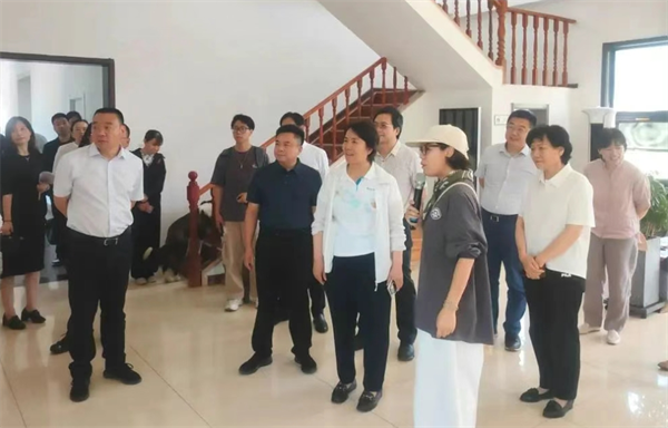 聚焦扩大农村有效投资和市场消费——市政协农业农村委赴房山区调研.png