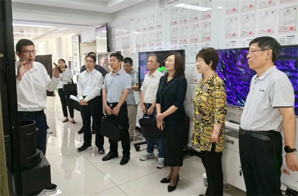 凝聚委员智慧 助力首都发展——市政协领导走访委员并参加“科教委员讲科教”活动.png
