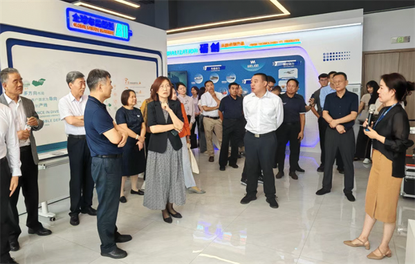 市政协就加快建设国际绿色经济标杆城市议题赴房山区调研.png