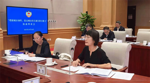 季节委员：躬耕绿途 建言京华