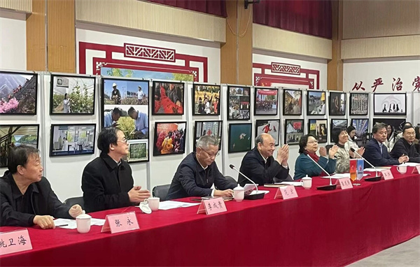 助力首都超大城市治理提质增效——市政协成立乡村治理委员工作室