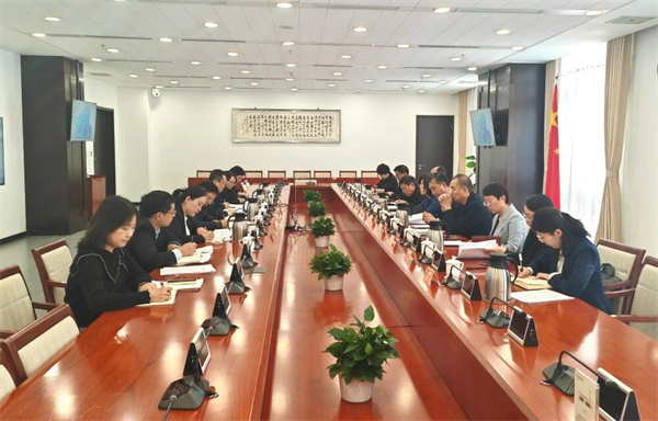 市政协副主席郭延红走访市发展改革委