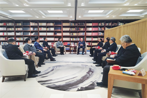 市政协召开部分区政协领导座谈会