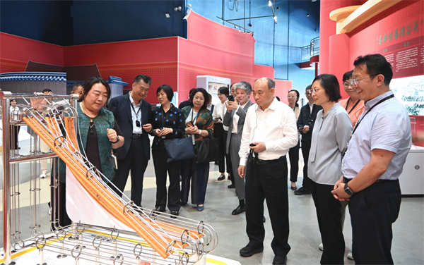 市政协组织委员工作室召集人开展工作交流