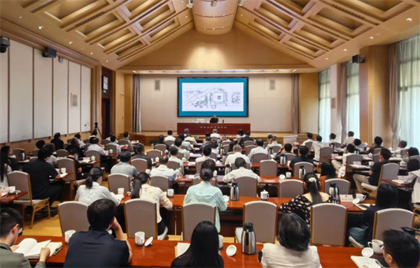 北京市政协举办“政协报告厅”活动.png